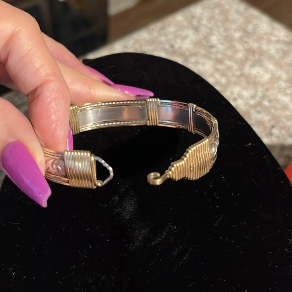 Bangle bracelet - Picture 4 of 10